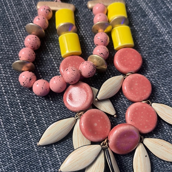 Anthropologie Tahiti Boho Bib necklace, pink , white, yellow - Picture 4 of 5